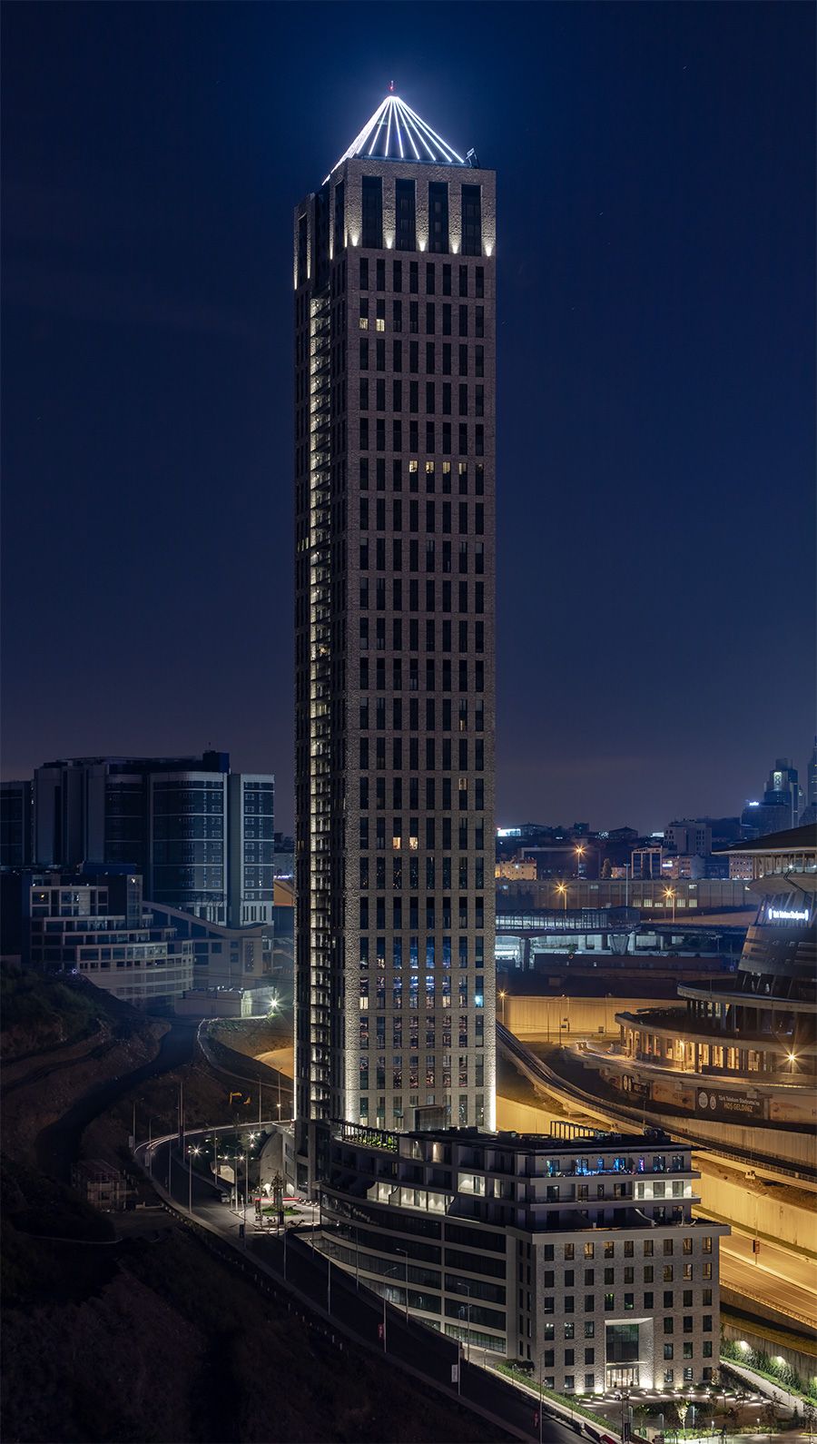 İşte Türkiye'de bulunan en yüksek 20 bina! 16