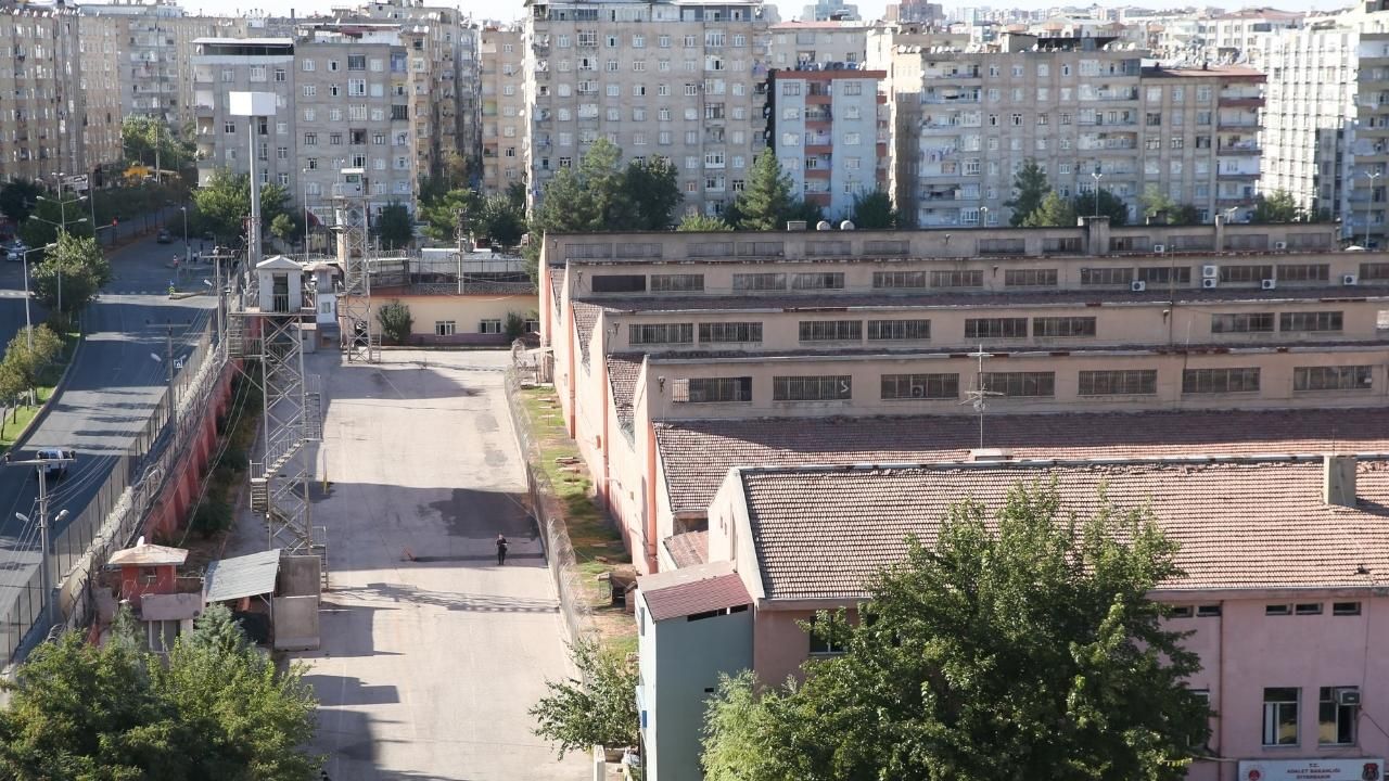 Diyarbakır Cezaevi'nde: Hücremi gördüm! 2