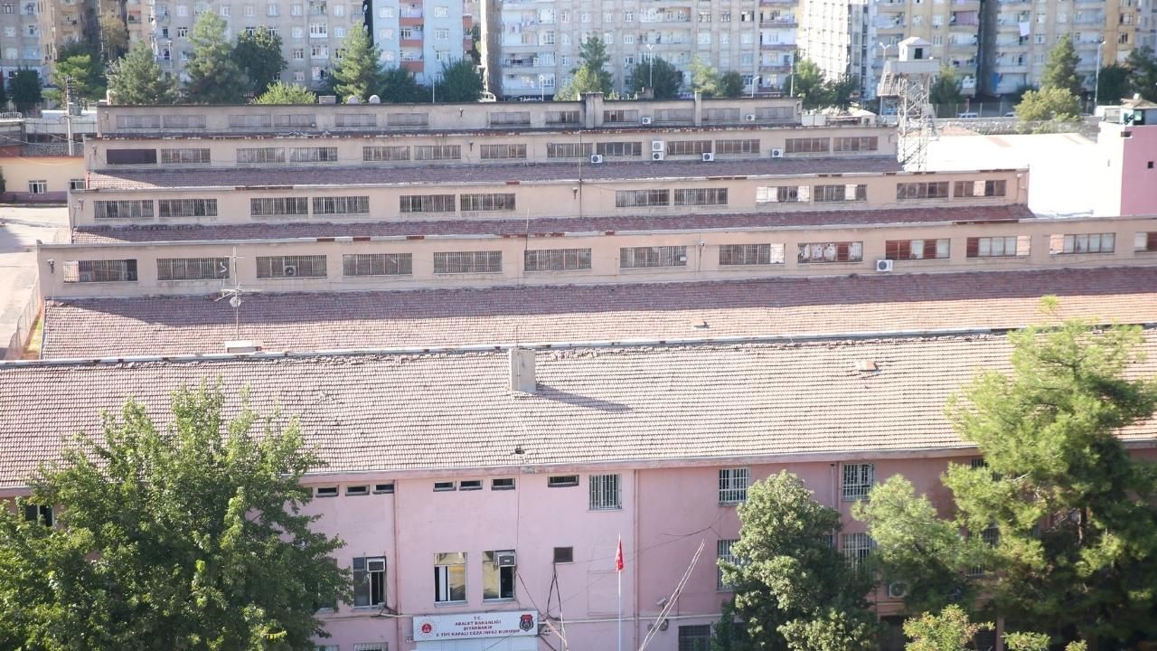 Diyarbakır Cezaevi'nde: Hücremi gördüm! 1