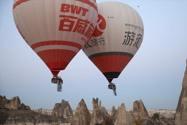 Balonların üzerinde fotoğraf sergisi! 8