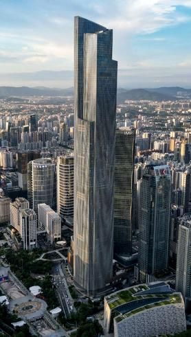 Dünyanın en yüksek 10 binası! 4