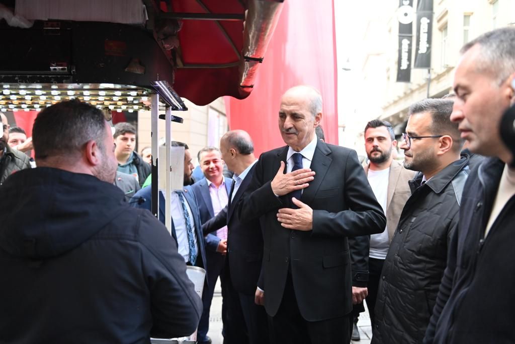 Kurtulmuş, İstiklal Caddesi'nde vatandaşlarla buluştu 8