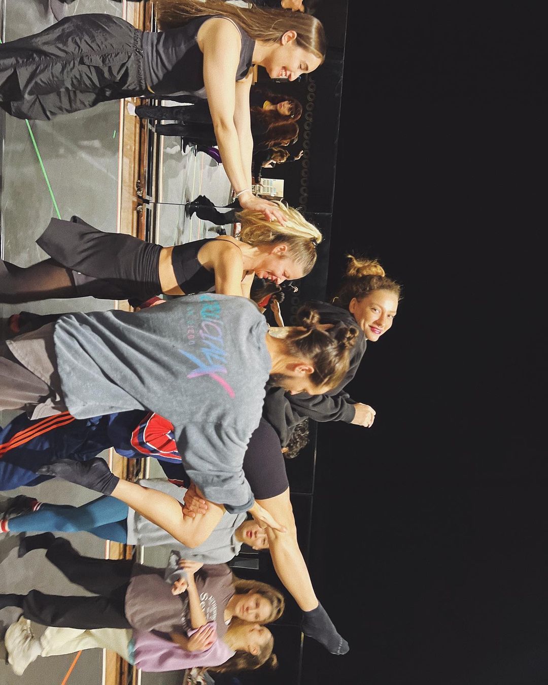 Alice Müzikali, Serenay Sarıkaya ile geri dönüyor! 4