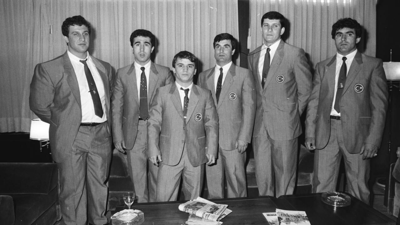 Halterin efsanesi Naim Süleymanoğlu'nun vefatının 5.yılı! 10