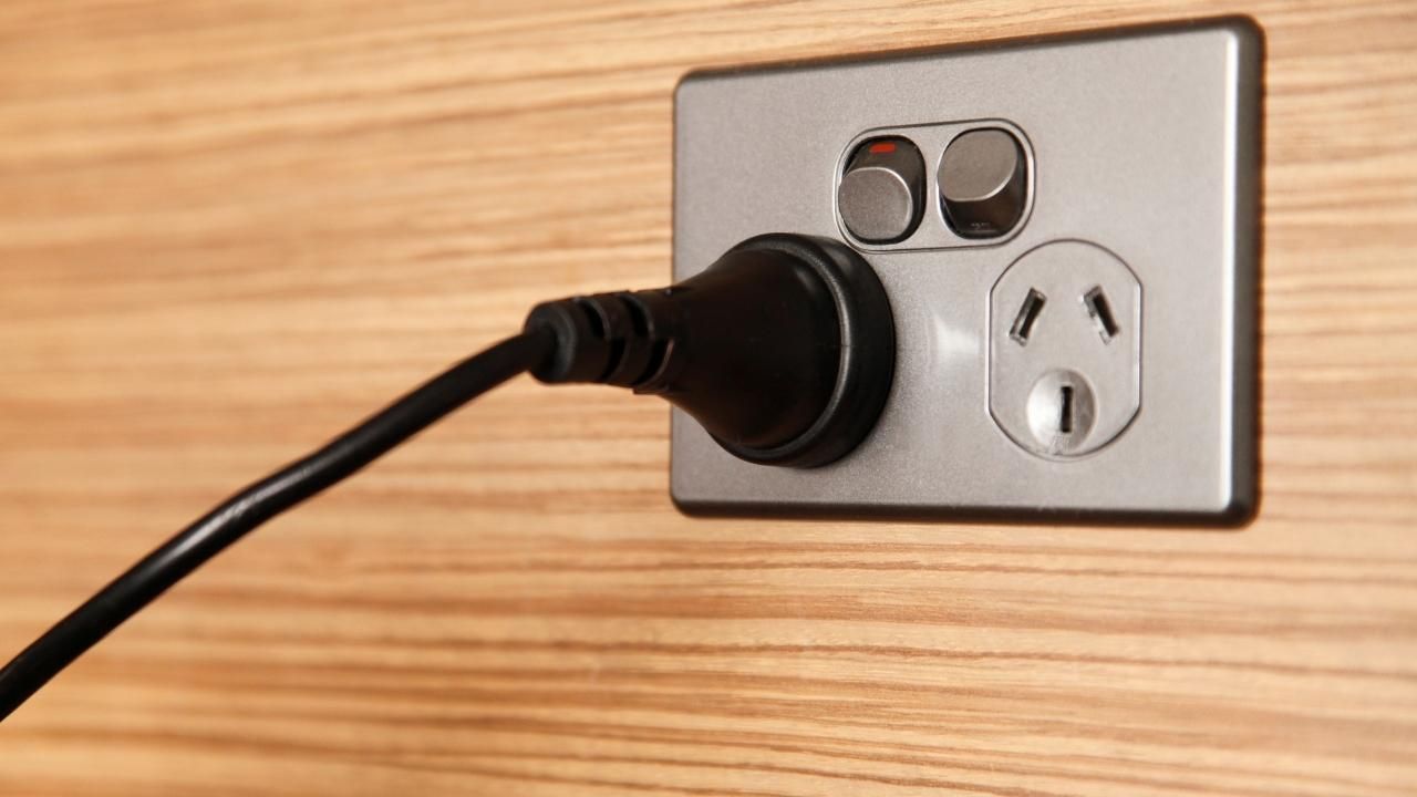 İşte elektrik faturalarını indirmenin yolları! Su gibi elektrik harcıyorlar! 3