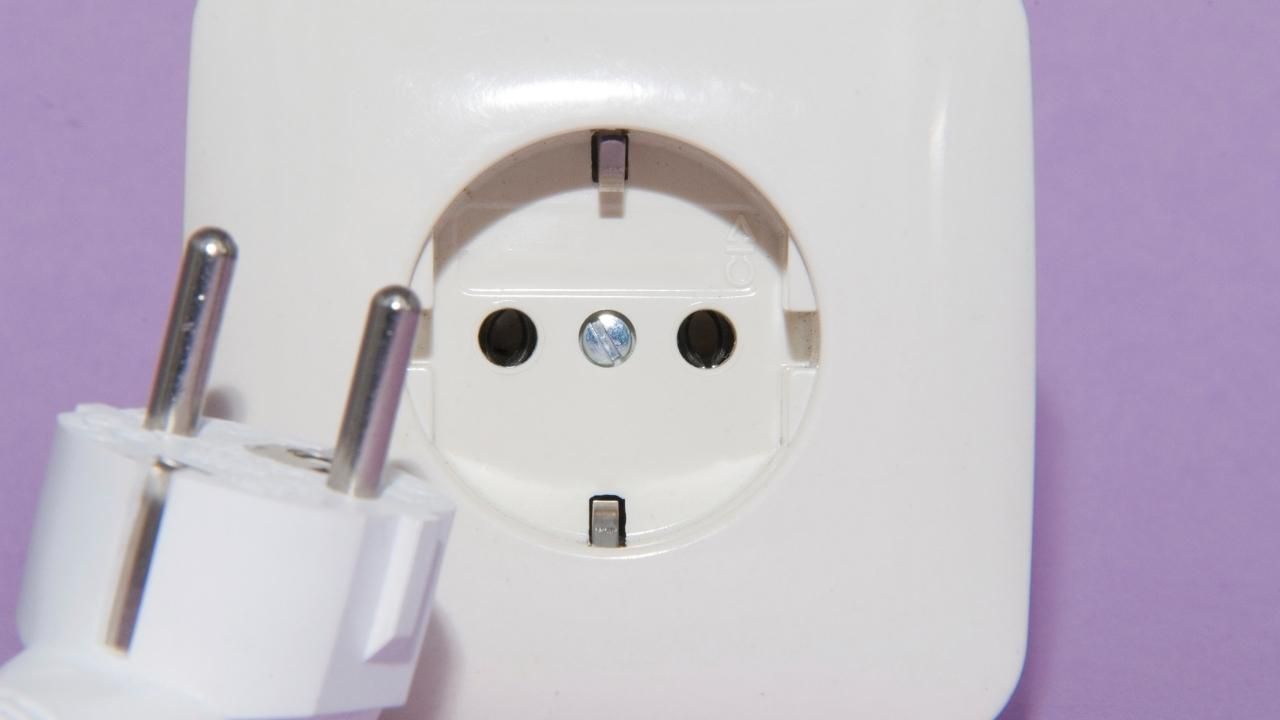 İşte elektrik faturalarını indirmenin yolları! Su gibi elektrik harcıyorlar! 4