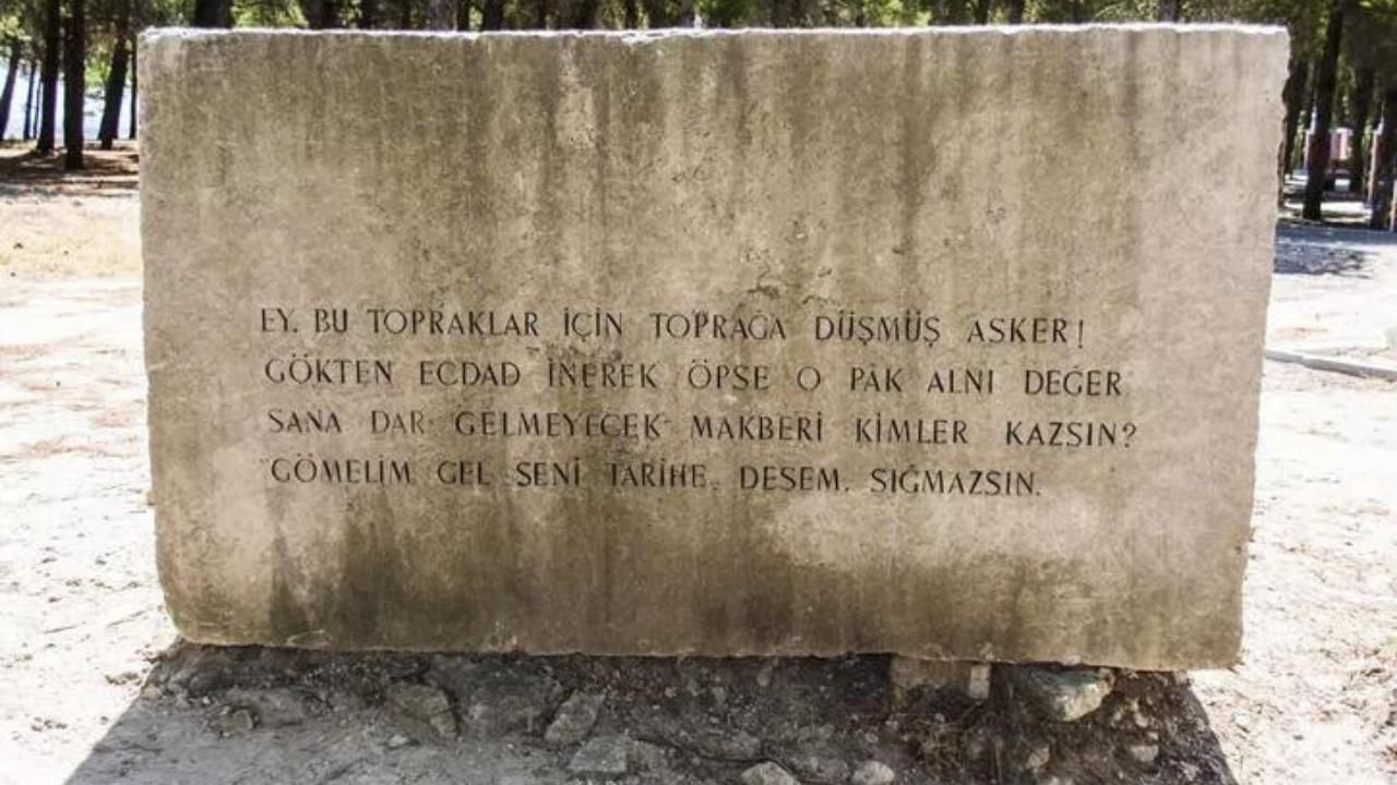 Mehmet Akif Ersoy ölüm yıl dönümünde anılıyor! 9