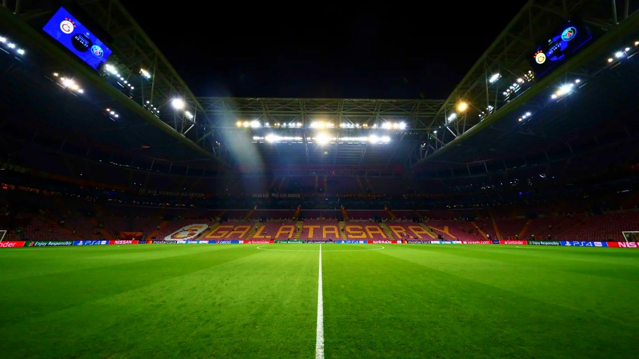 Türkiye'nin en büyük 10 stadyumu! 18