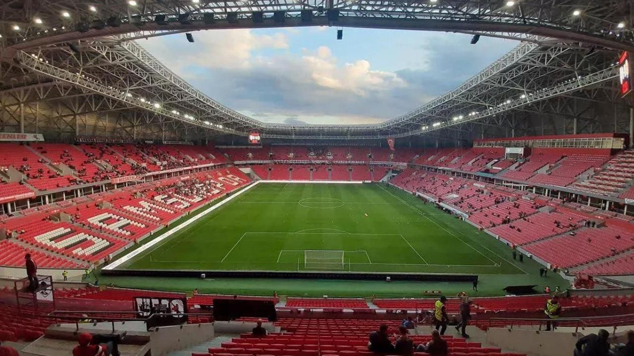Türkiye'nin en büyük 10 stadyumu! 2