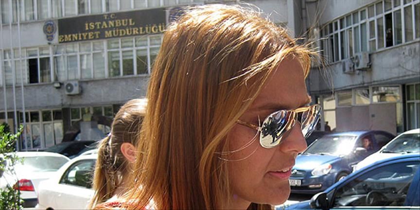 EYT hangi ünlü isimlere vurdu? 1