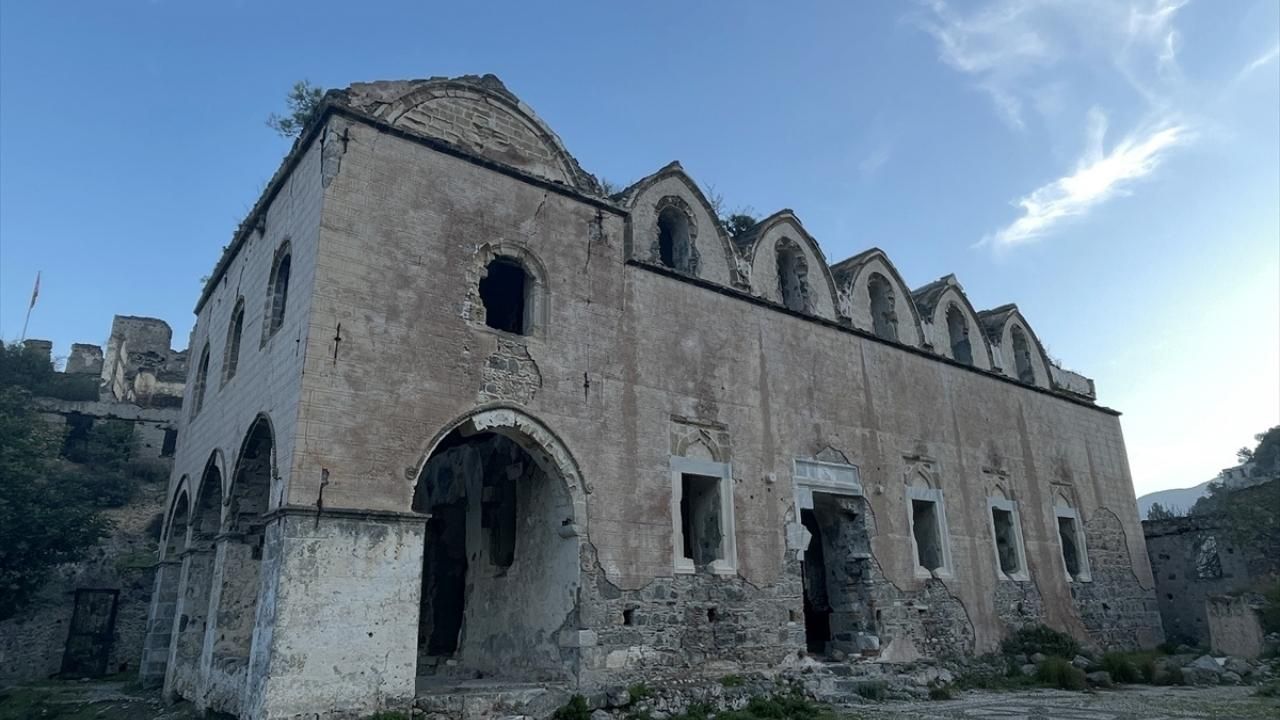 100 yıl önce terkedilen 'Hayalet Köy' 1