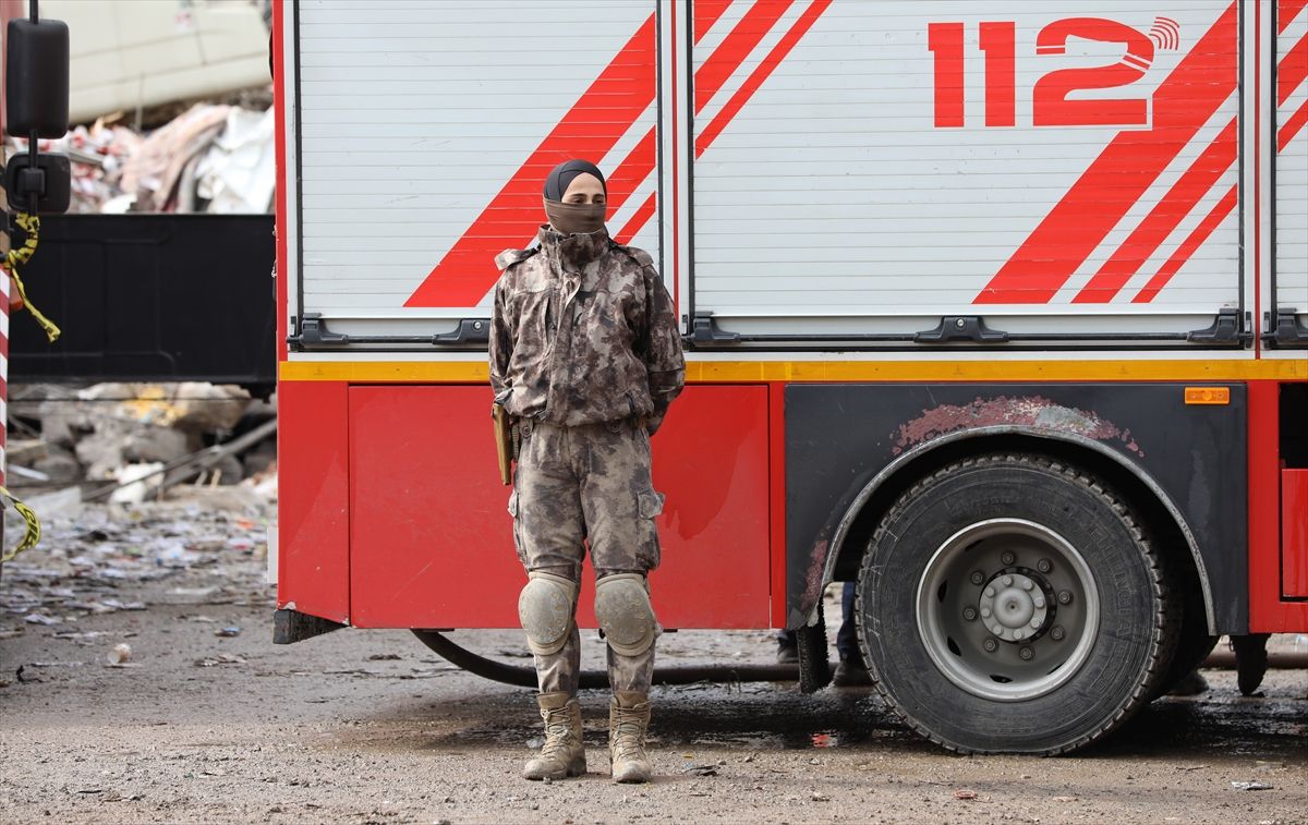 Arama Kurtarma çalışmalarının kadın kahramanlarından bazı kareler! 11