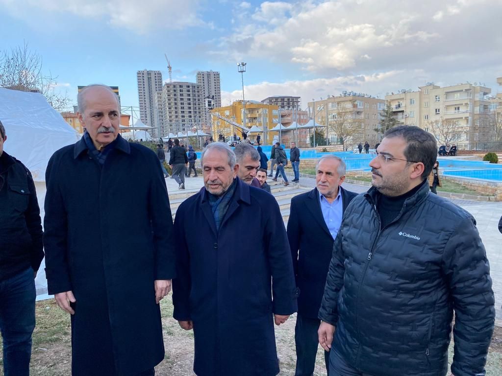 Kurtulmuş Şanlıurfa'da çadır kentleri ziyaret etti 13