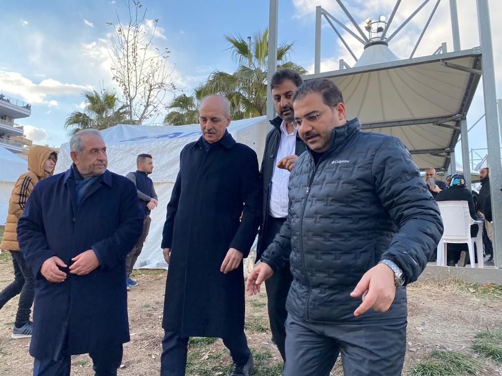 Kurtulmuş Şanlıurfa'da çadır kentleri ziyaret etti 14