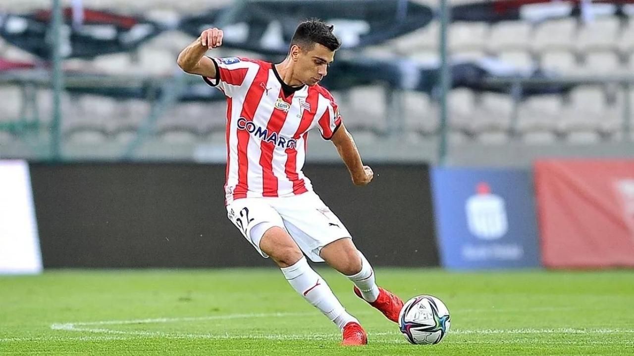 Transfer sezonu kapandı! Ara transfer döneminde İstanbul takımlarının yaptığı takviyeler... 22