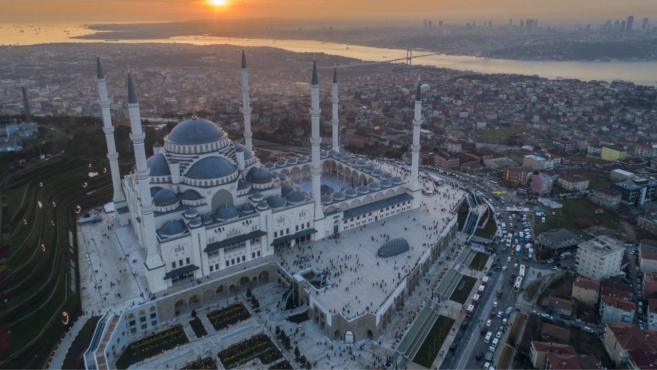 Türkiye'nin en büyük 10 camisi! 10