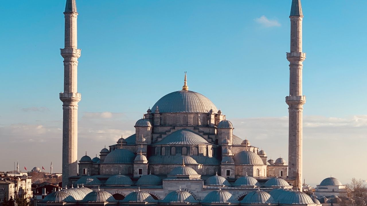 Türkiye'nin en büyük 10 camisi! 4