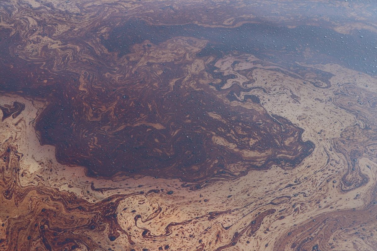 Batman'da petrol boru hattındaki sızıntı dron ile görüntülendi 8