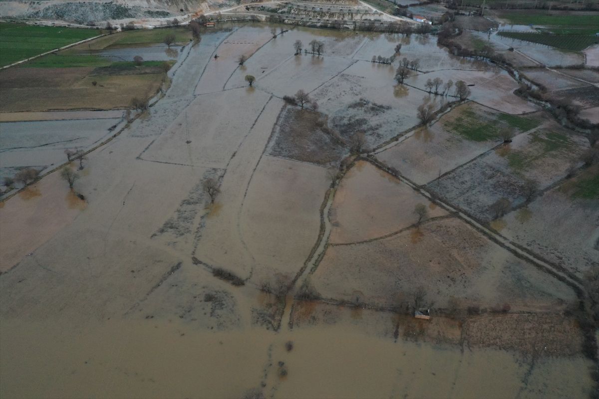 Deprem ve sel Adıyaman tütününü de vurdu! Tarım arazileri havadan görüntülendi! 7