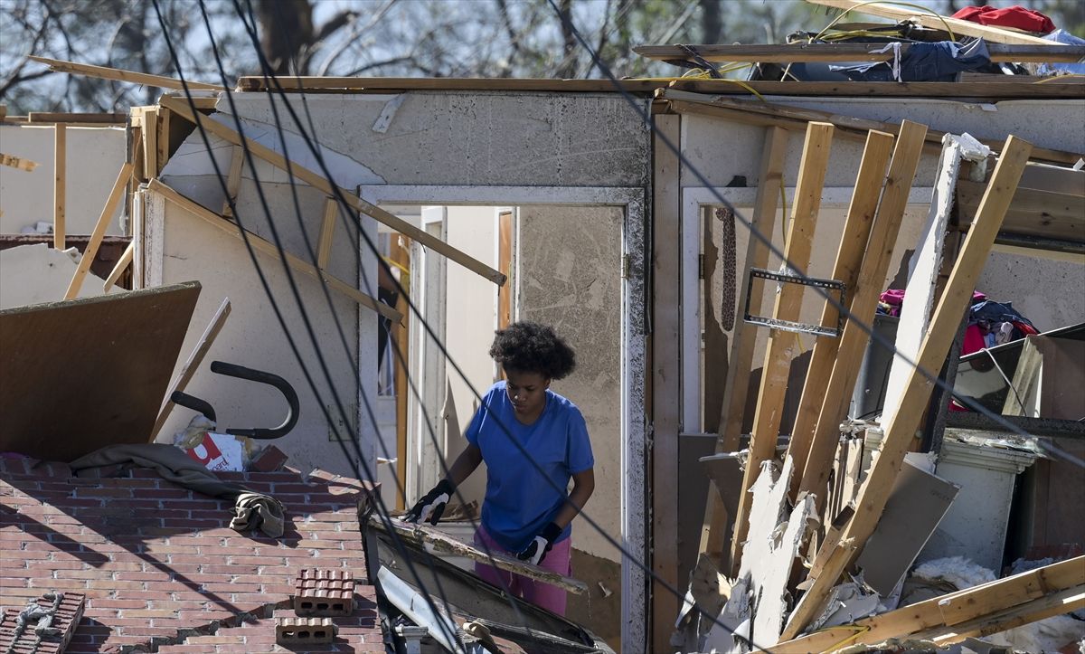 ABD'de hortumların yol açtığı yıkım böyle görüntülendi 9