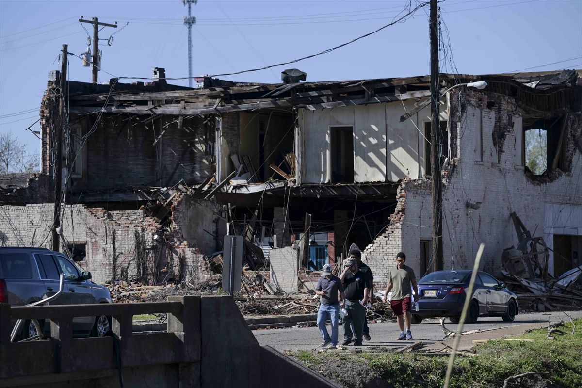 ABD'de hortumların yol açtığı yıkım böyle görüntülendi 14