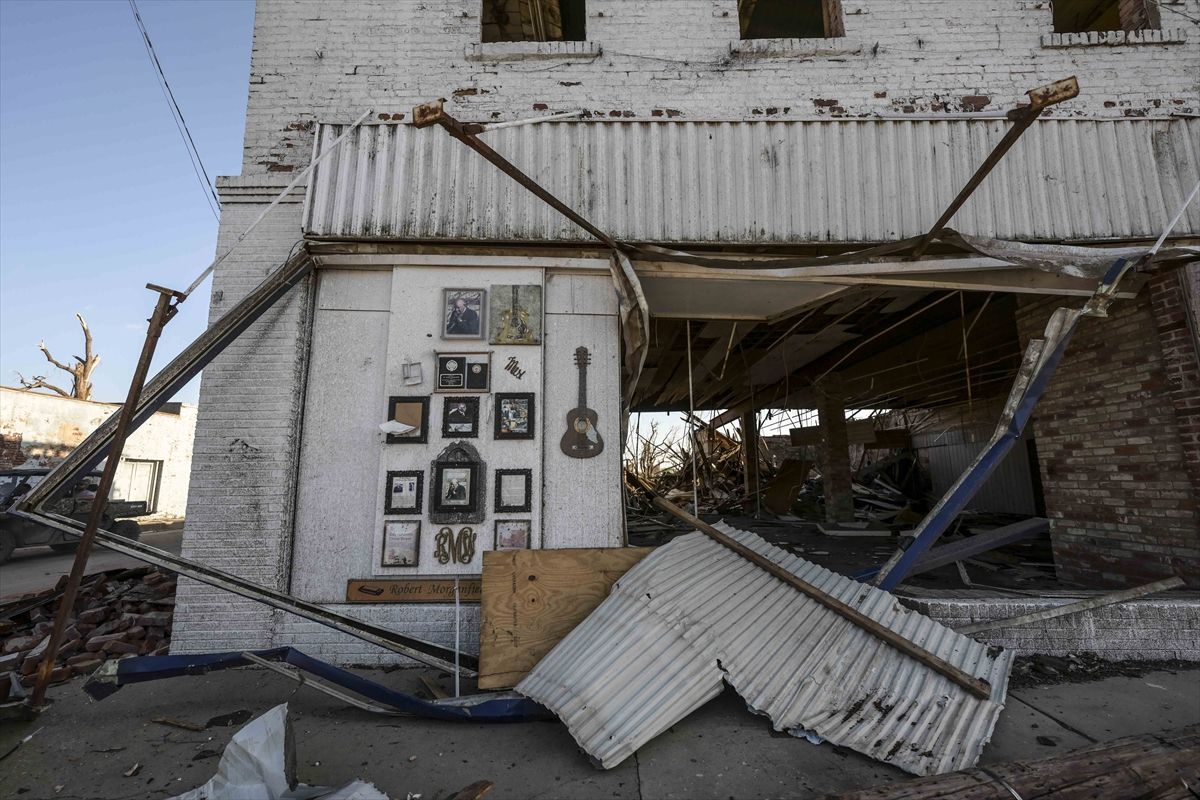 ABD'de hortumların yol açtığı yıkım böyle görüntülendi 18