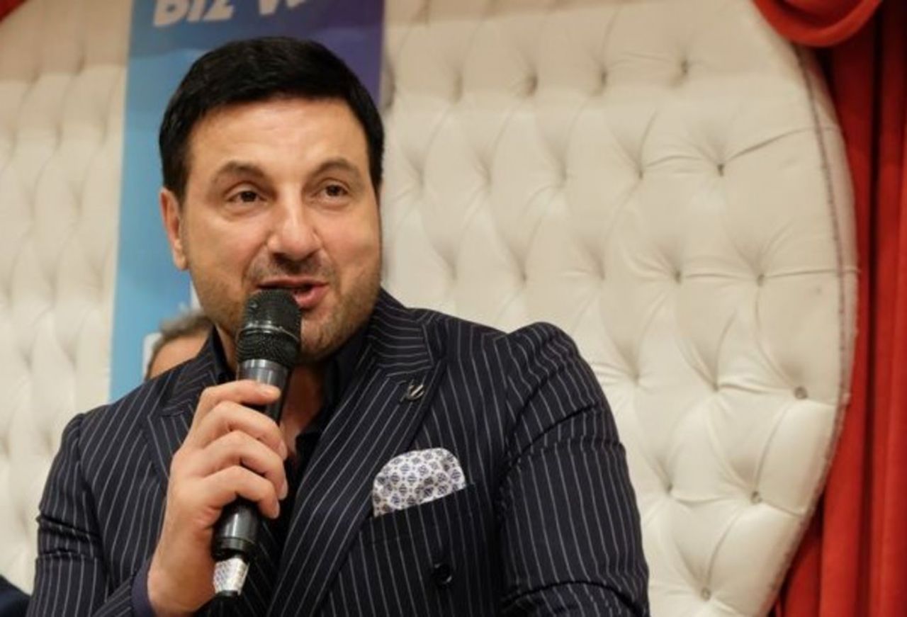 Hangi ünlü isim Meclis'e girdi? 12