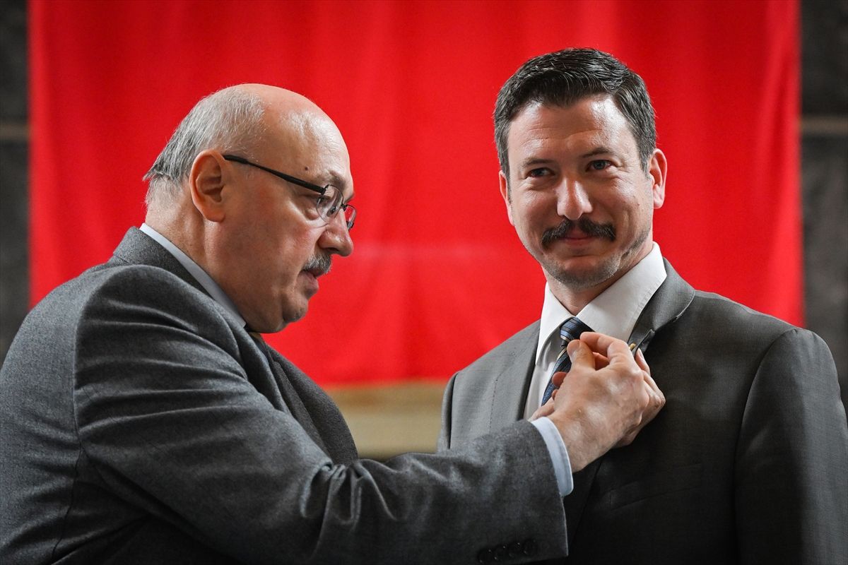 Milletvekilleri kayıtlarını yaptırmaya başladı! 2