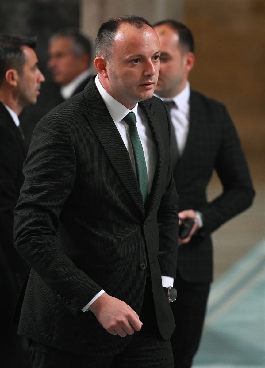 Milletvekilleri kayıtlarını yaptırmaya başladı! 5