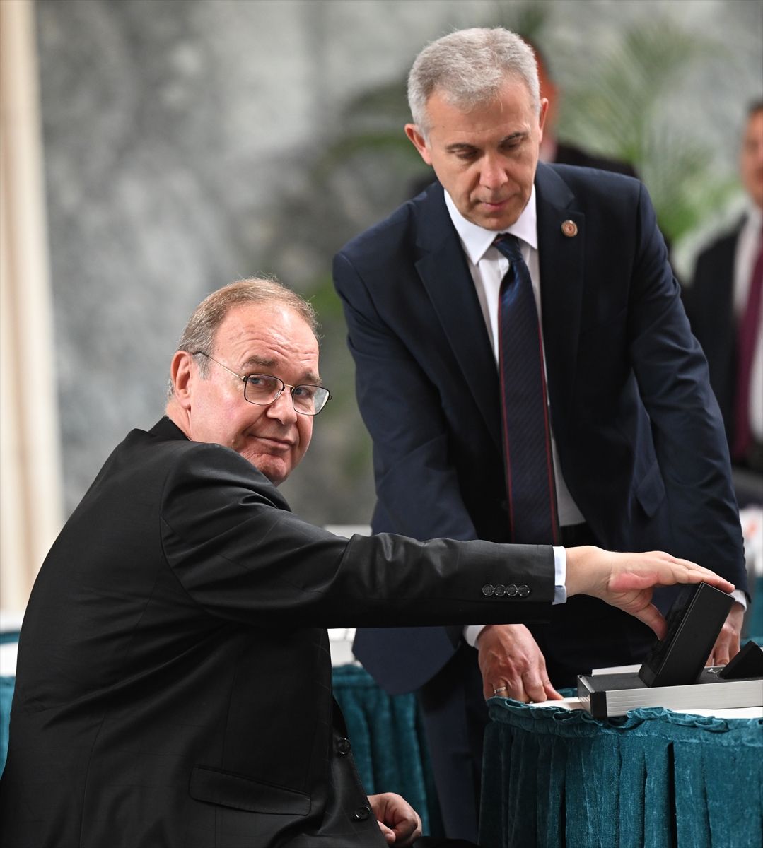 Milletvekilleri kayıtlarını yaptırmaya başladı! 7