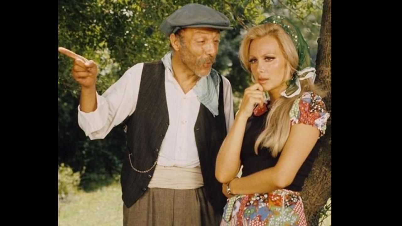 Filiz Akın güzelliğiyle yıllara meydan okuyor! 11