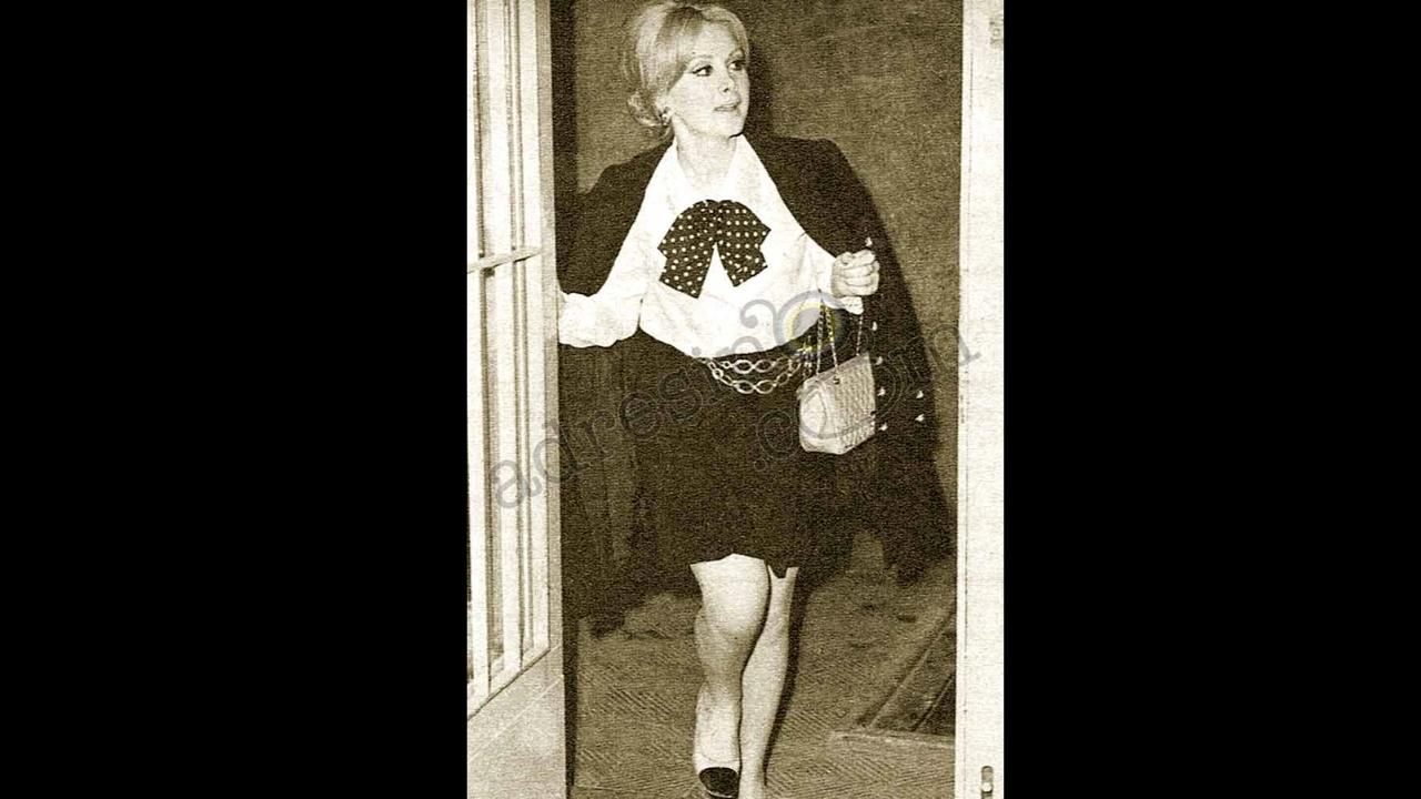 Filiz Akın güzelliğiyle yıllara meydan okuyor! 8