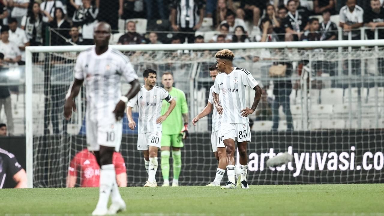 Türkiye'nin UEFA sıralamasındaki yeri değişti! 6