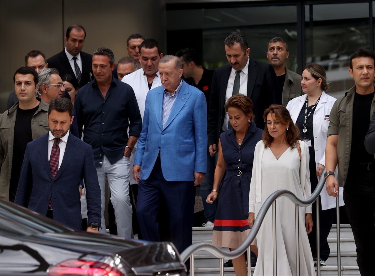 Cumhurbaşkanı Erdoğan, Sabancı çiftini ziyaret etti! 4