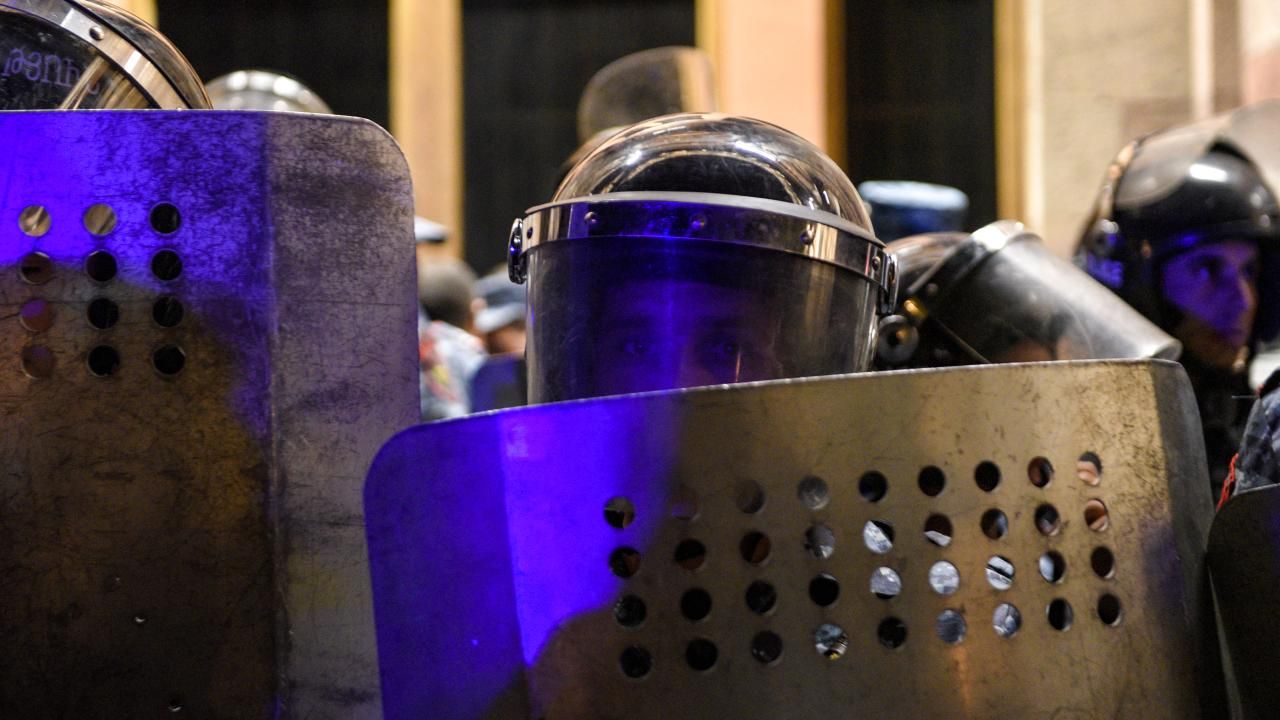 Ermenistan'da olaylı gece 1