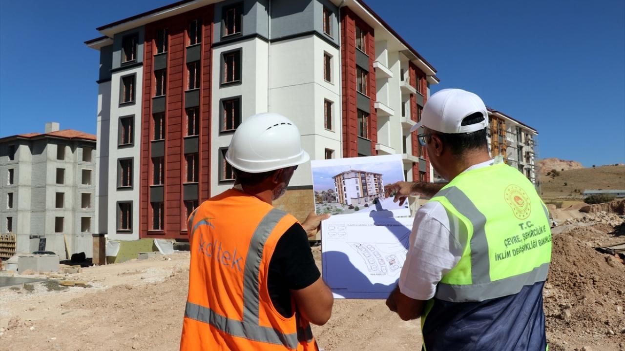 Depremden etkilenen Elazığ'da kalıcı konutlar yükseliyor 9