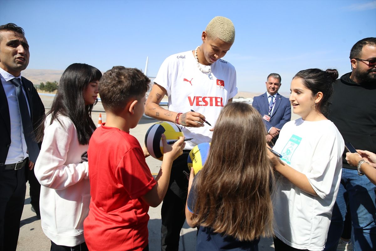 Melissa Vargas Malatya'yı ziyaret etti! 2