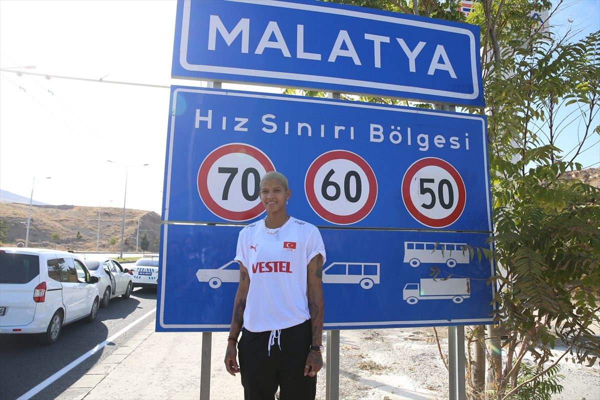 Melissa Vargas Malatya'yı ziyaret etti! 10