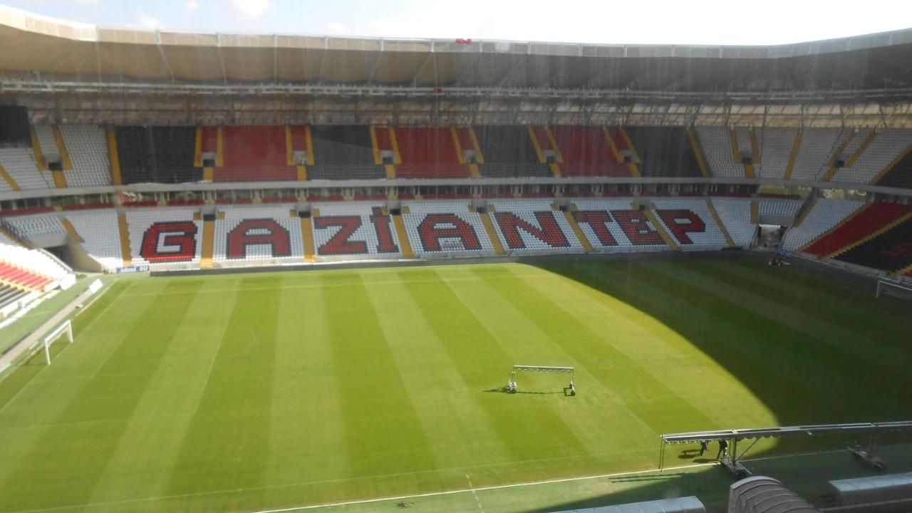 UEFA, Türkiye'nin bildirdiği 10 stadı açıkladı! 7