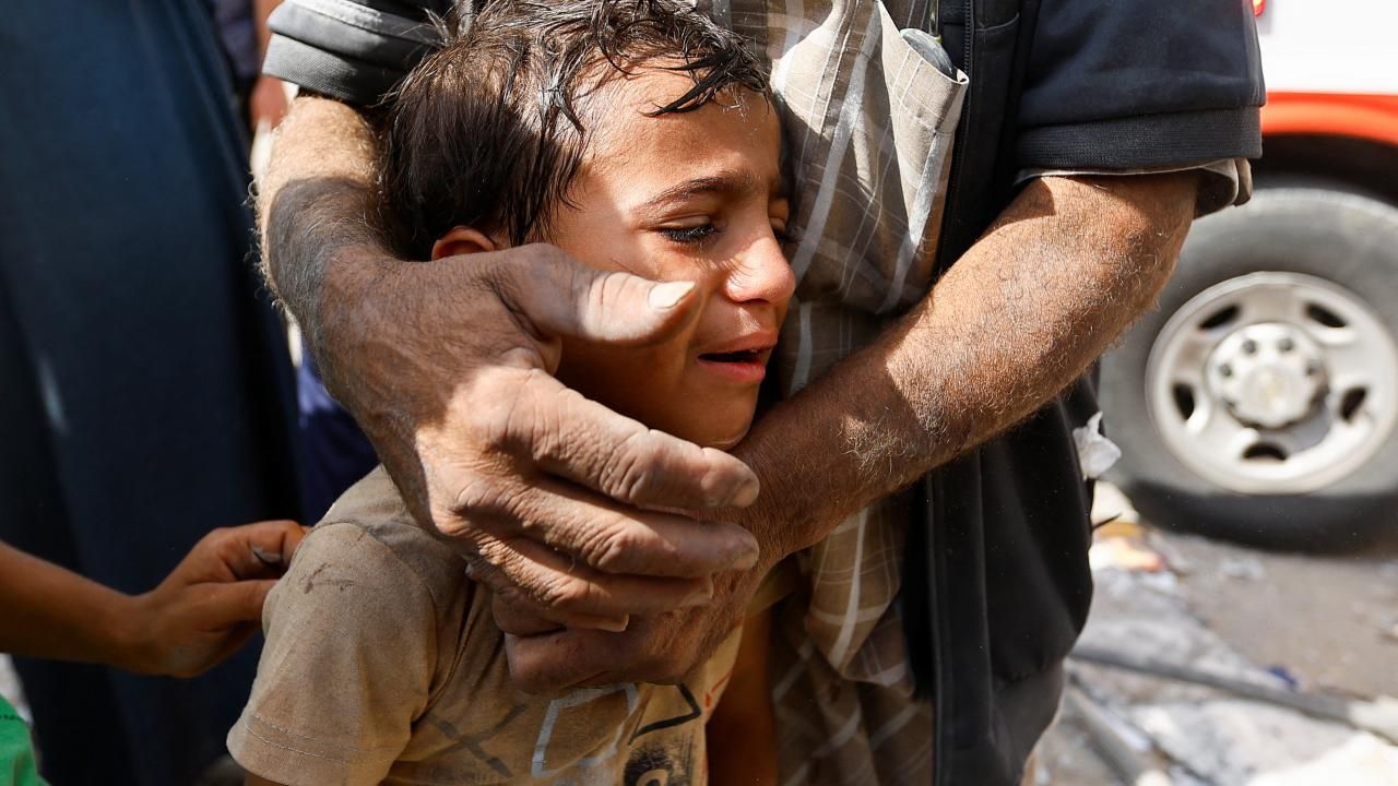 İsrail'in Gazze'ye saldırıları sürüyor 6