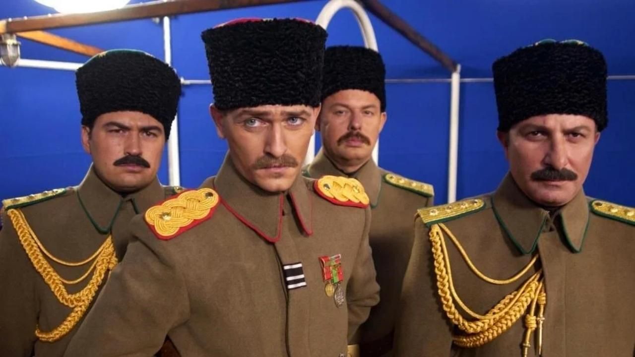 Atatürk'ü canlandıran ünlü aktörler! 2