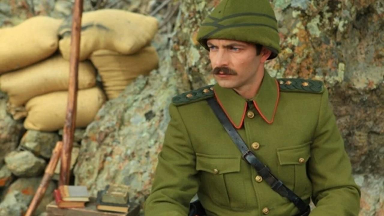 Atatürk'ü canlandıran ünlü aktörler! 8