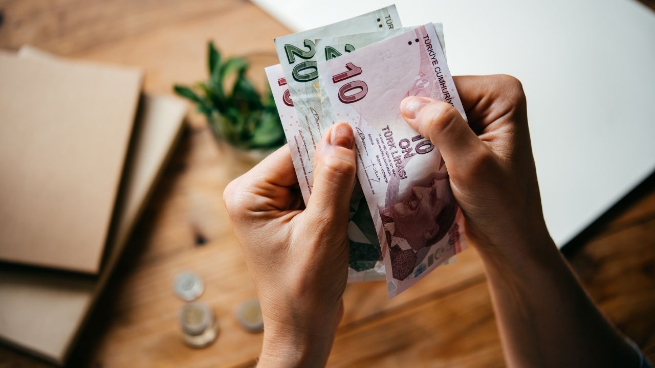 Asgari ücrette konuşulan son rakam belli oldu 12