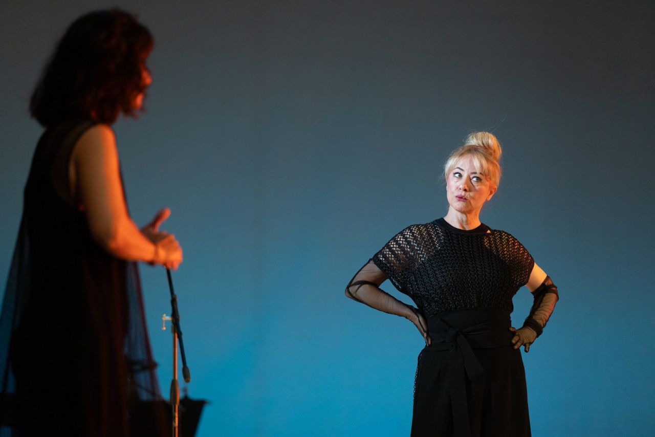 BBT'den yeni oyun: Flu Lysistrata 5