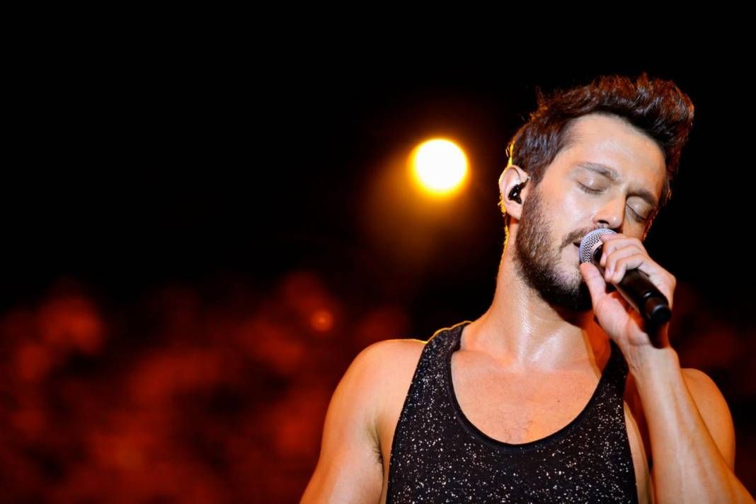 Ünlülerin yılbaşı ücretleri dudak uçuklattı 4