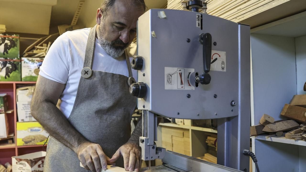 30 yıllık ahşap oyuncak ustası sıfır atığa destek oluyor 7