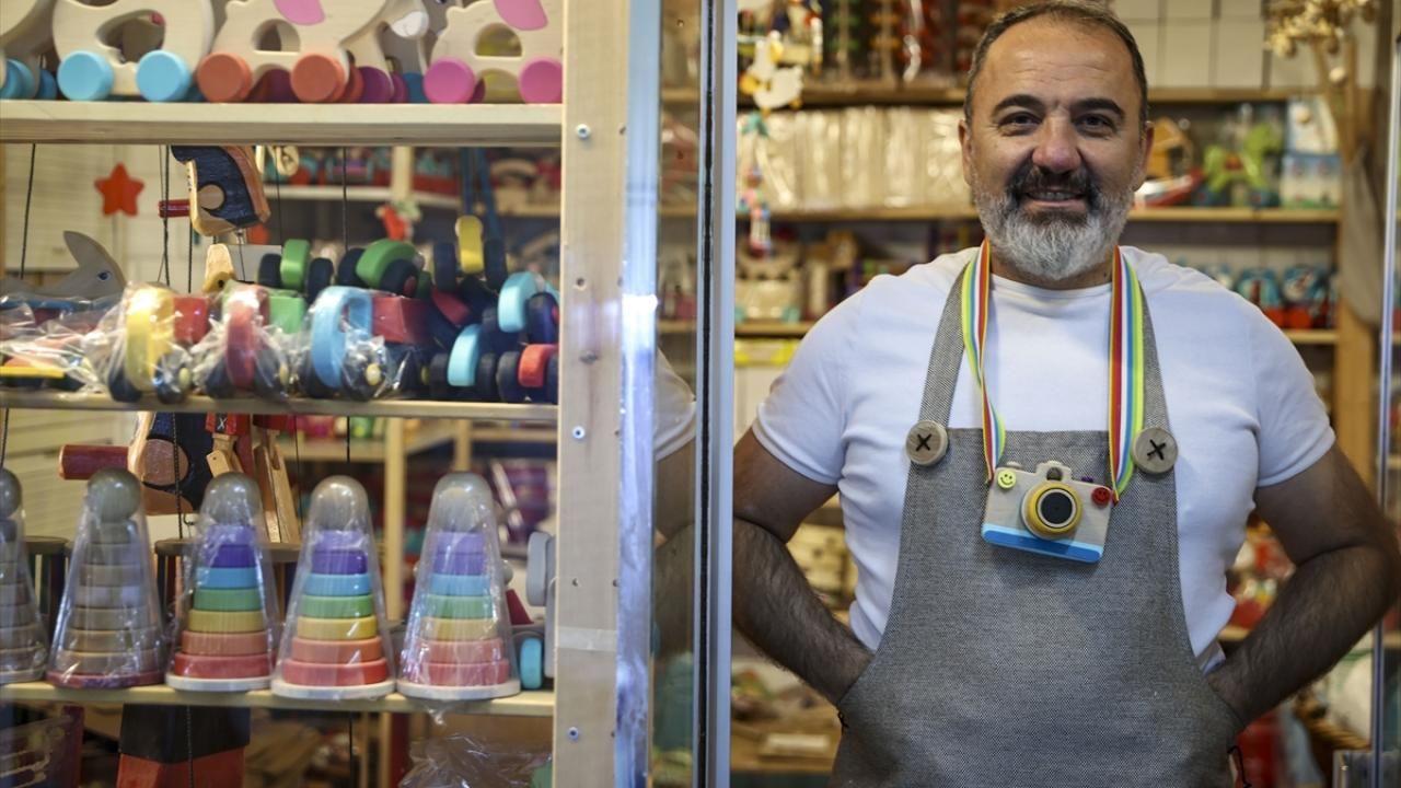 30 yıllık ahşap oyuncak ustası sıfır atığa destek oluyor 14
