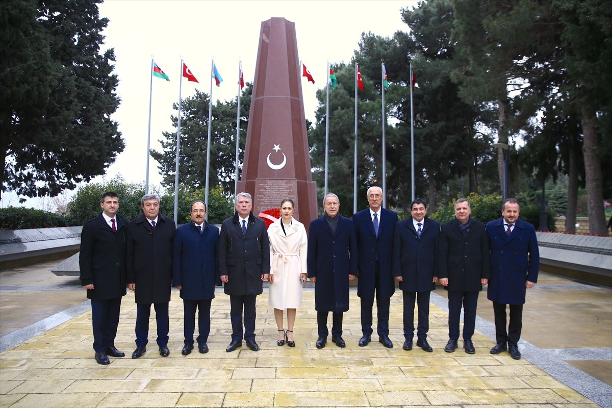 Akar: “Tek yumruk, tek yürek, tek ordu” 3