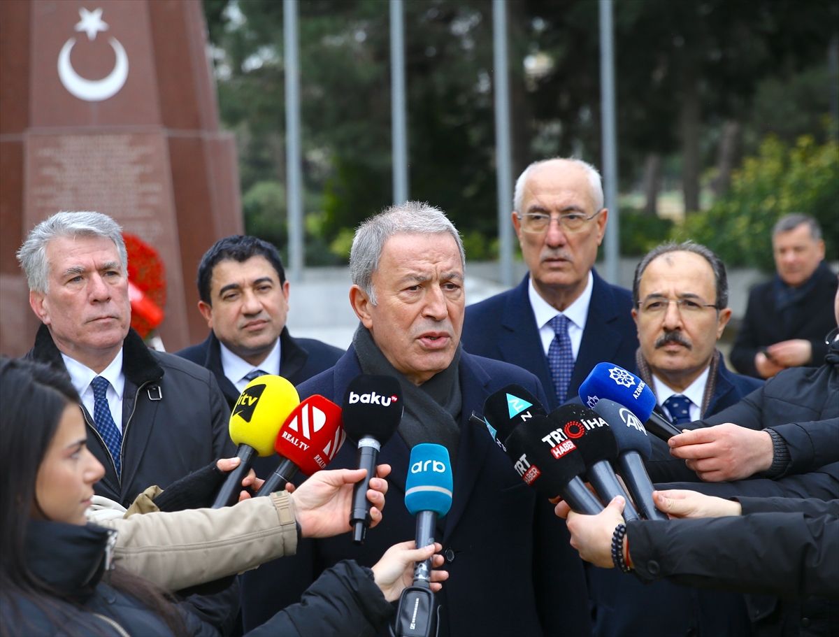 Akar: “Tek yumruk, tek yürek, tek ordu” 2