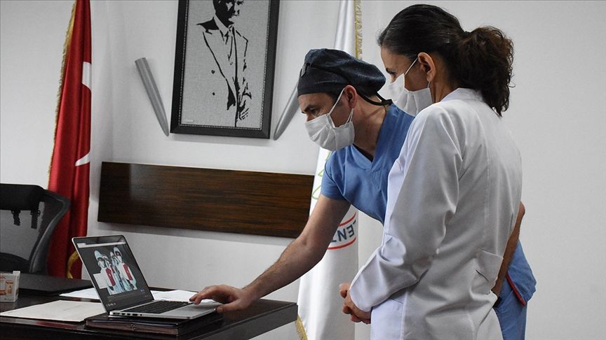 Bakan Koca duyurdu: Mülakat yok, 35 bin sağlıkçı atanacak 3